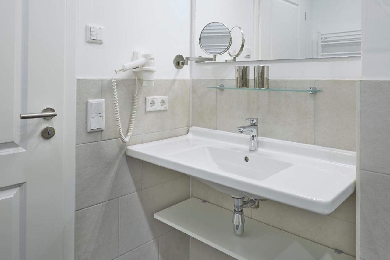 Aparthotel Waterkant Suites 2-Raum Fewo Am Meer Mit Spa Borgerende-Rethwisch Bagian luar foto