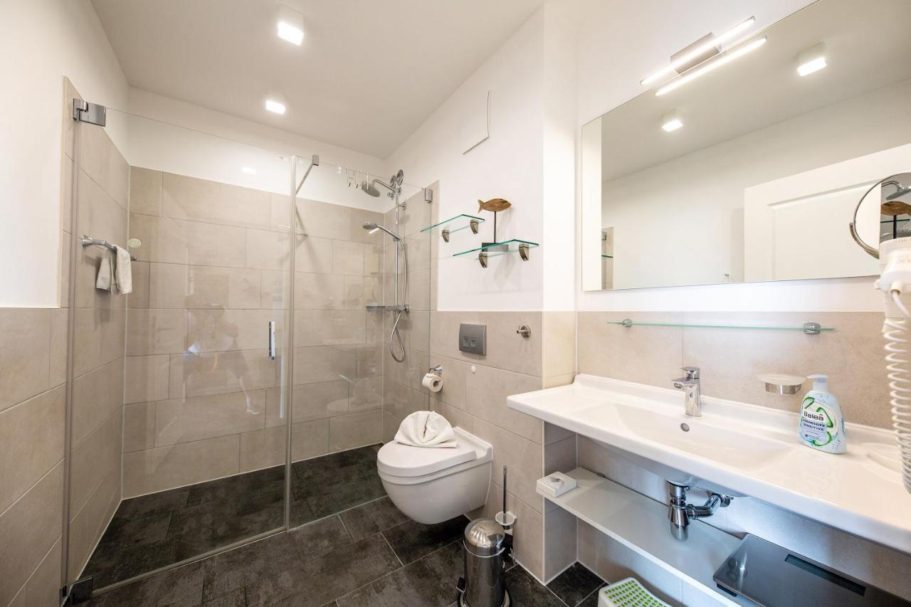 Aparthotel Waterkant Suites 2-Raum Fewo Am Meer Mit Spa Borgerende-Rethwisch Bagian luar foto